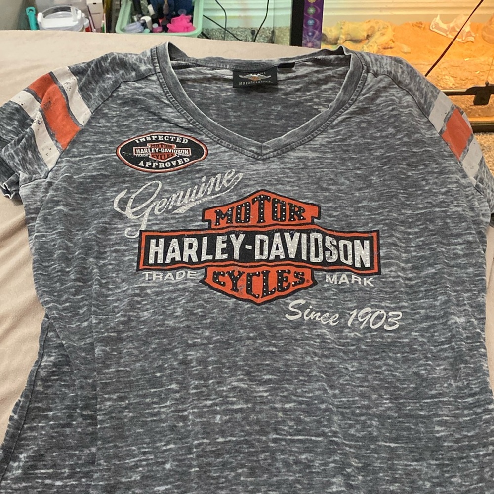 harley davidson shirt!